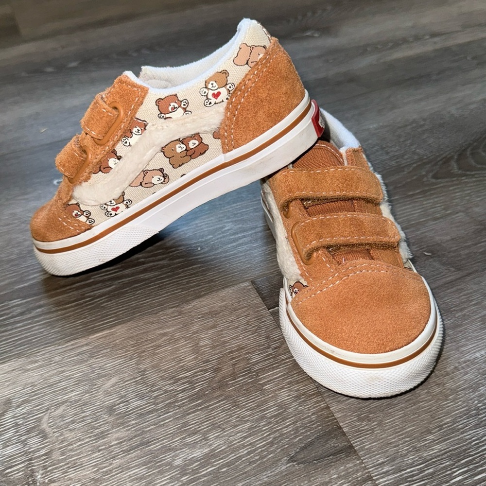 Brown Suede Teddy Bear Vans 🧸